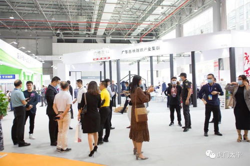 上萬(wàn)種優(yōu)質(zhì)面料產(chǎn)品亮相虎門 第二屆中國(guó) 虎門 紡織面輔料交易會(huì)開幕